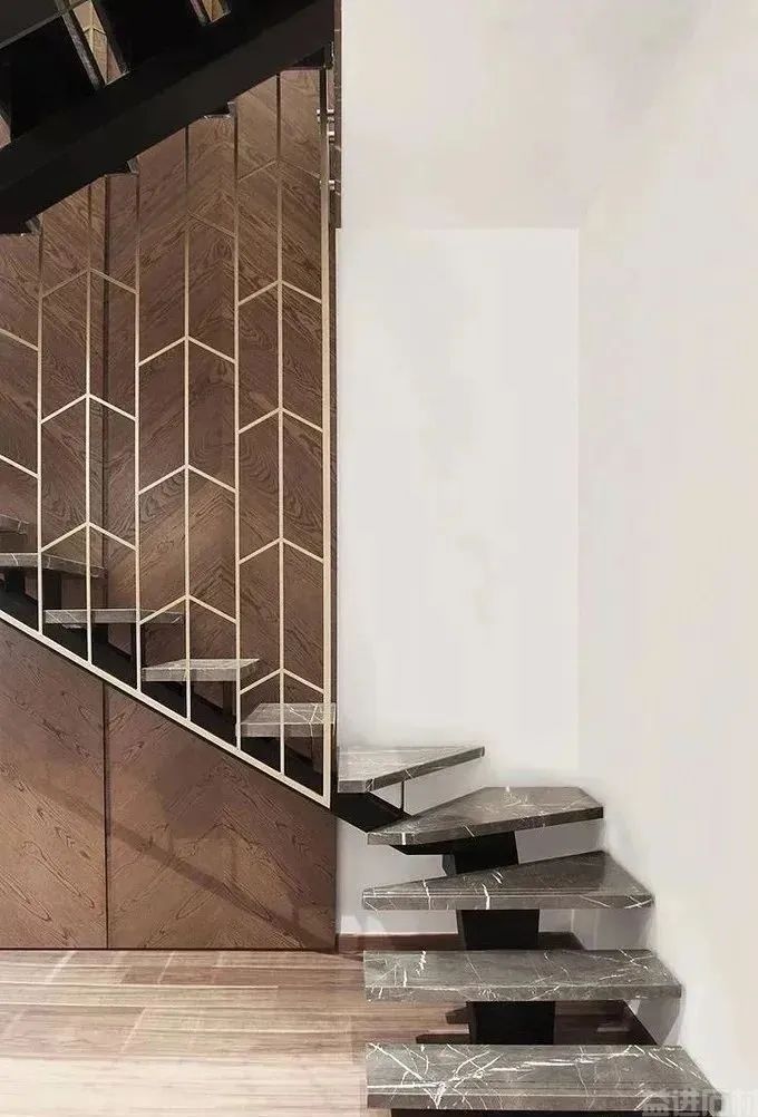 大理石悬浮楼梯的施工工艺